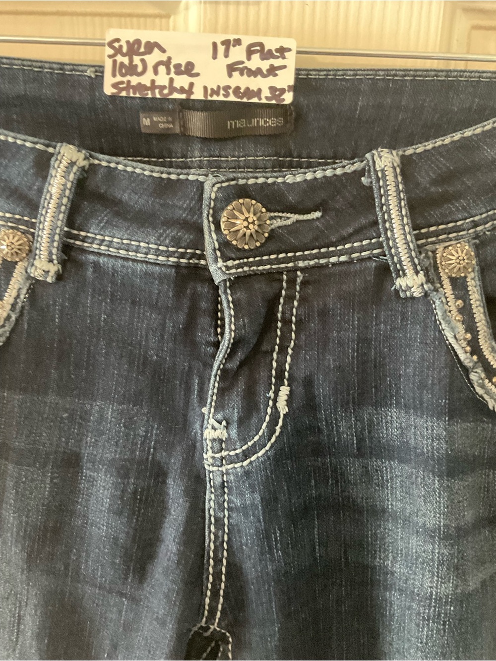 Maurices Dark BOOTCUT LOW RISE STRETCHY MED 32” INSEAM Jeans